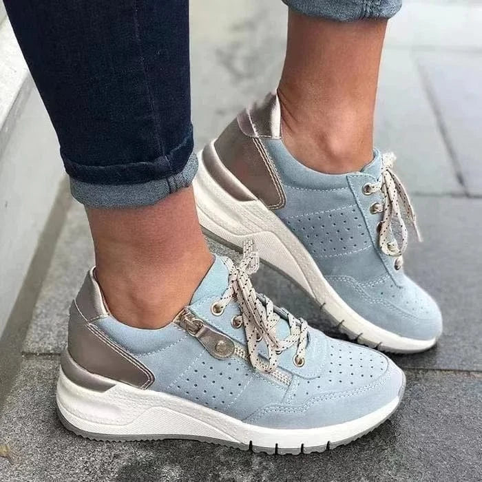 Letvægt Ortopædisk Sko - Sneakers Dame - Kilehæl - Snørebånd - Skridsikker Sko