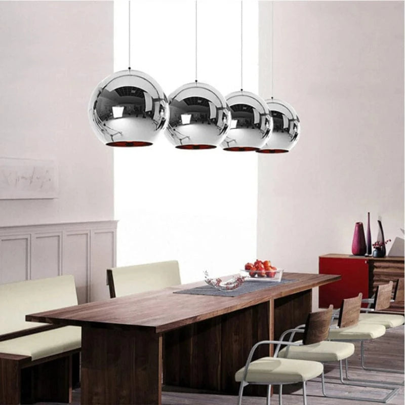 Metallisk Kugle Pendel Lampe - Glas - E27 Pære - 60W