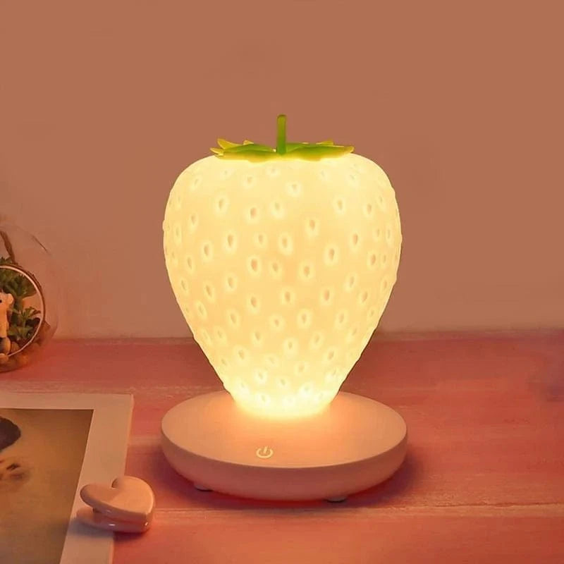Strawberry LED Sengelampe - Silikone - Natlampe - Genopladelig