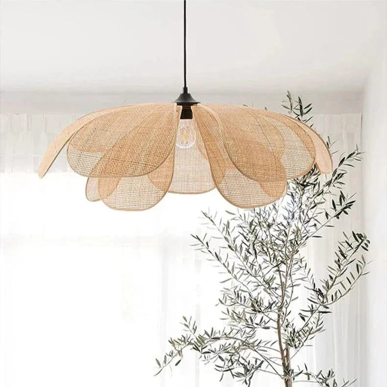 Vævet Blomst Pendel Lampe - Rattan - Wabi Sabi - Japandi Style