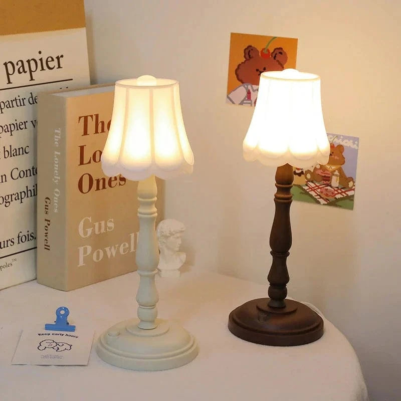 Batteridrevet Mini Bordlampe til Børn - Plastik - Sengelampe - LED Table Lamp Danmarkmode.dk