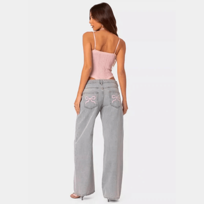 Broderet Lyserød Sløjfe Baggy Jeans Dame - Denim - Streetwear - Lige Jeans Danmarkmode.dk