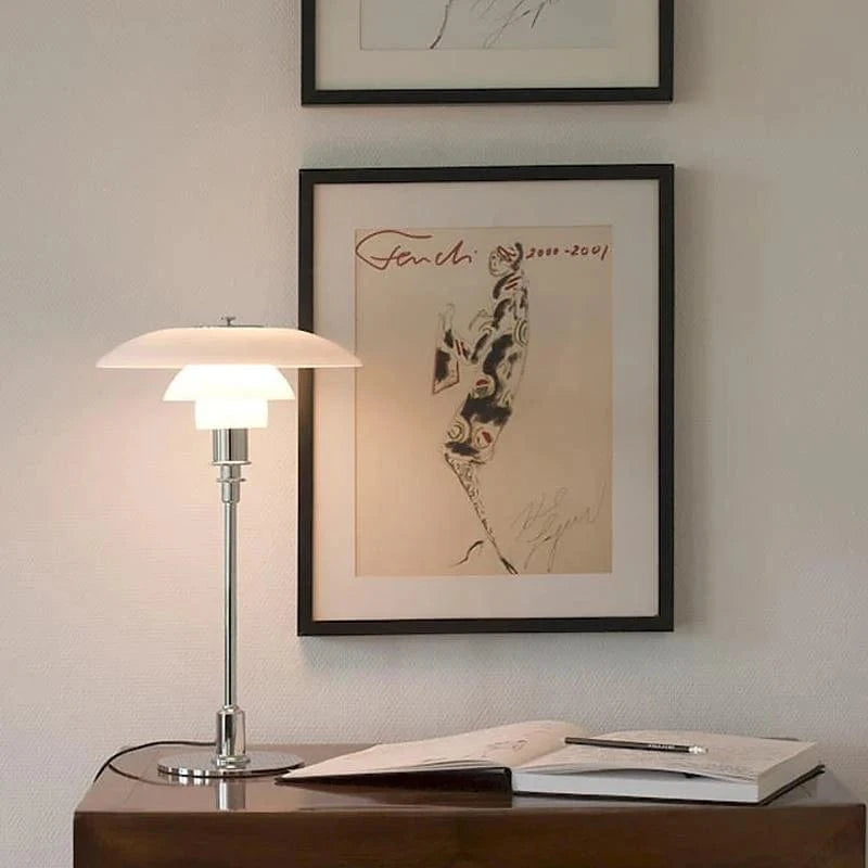 Danish Design PH Glas Bordlampe - Lagdelt Lampeskærm - LED - E27 Pære Table Lamp Danmarkmode.dk