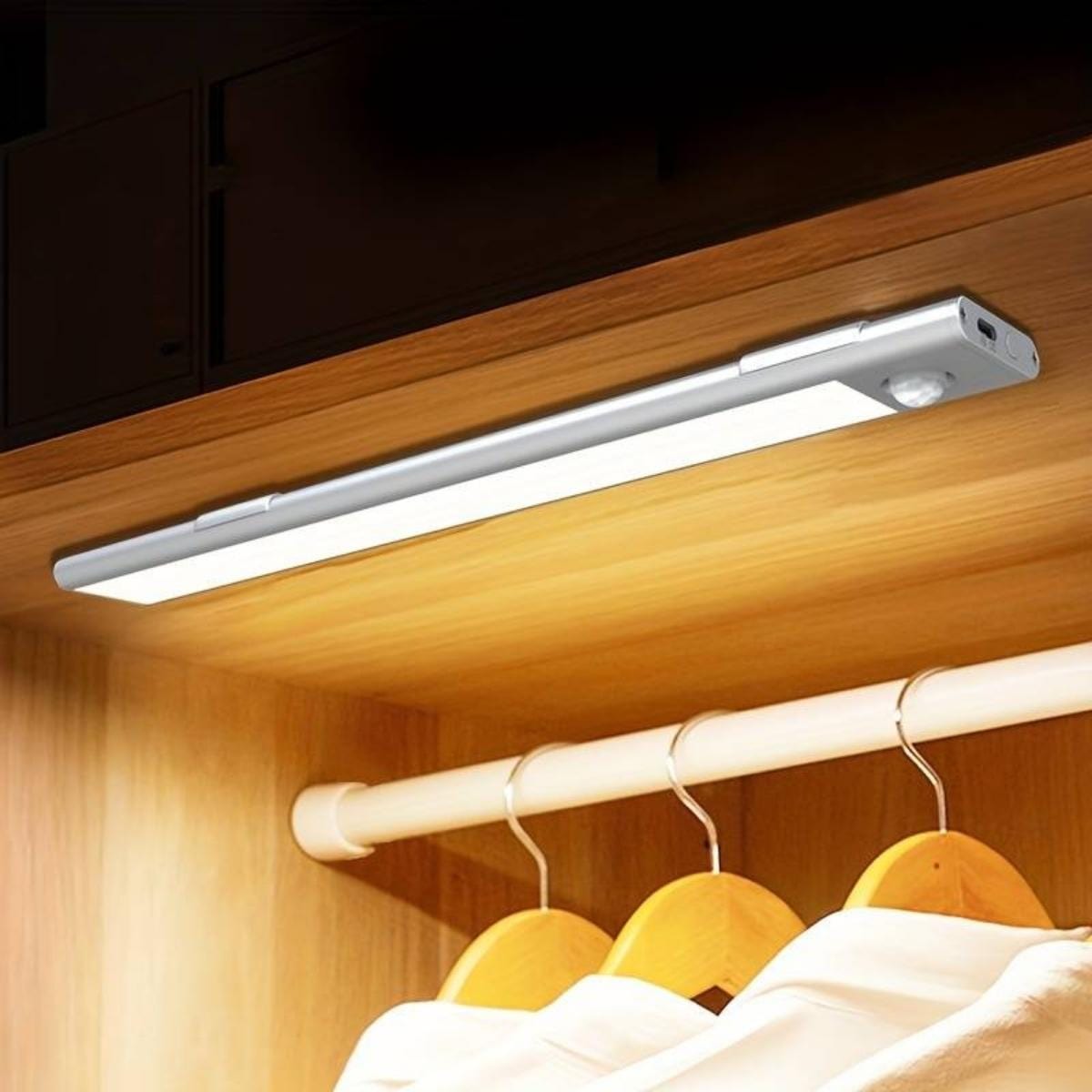 Led Strip Med Sensor - Batteri - Dæmpbar - Trådløs - Sølv Lamps Danmarkmode.dk