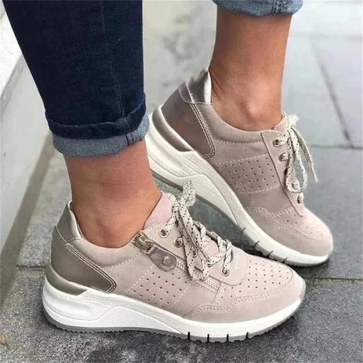 Letvægt Ortopædisk Sko - Sneakers Dame - Kilehæl - Snørebånd - Skridsikker Sko Orthopedic shoes Danmarkmode.dk