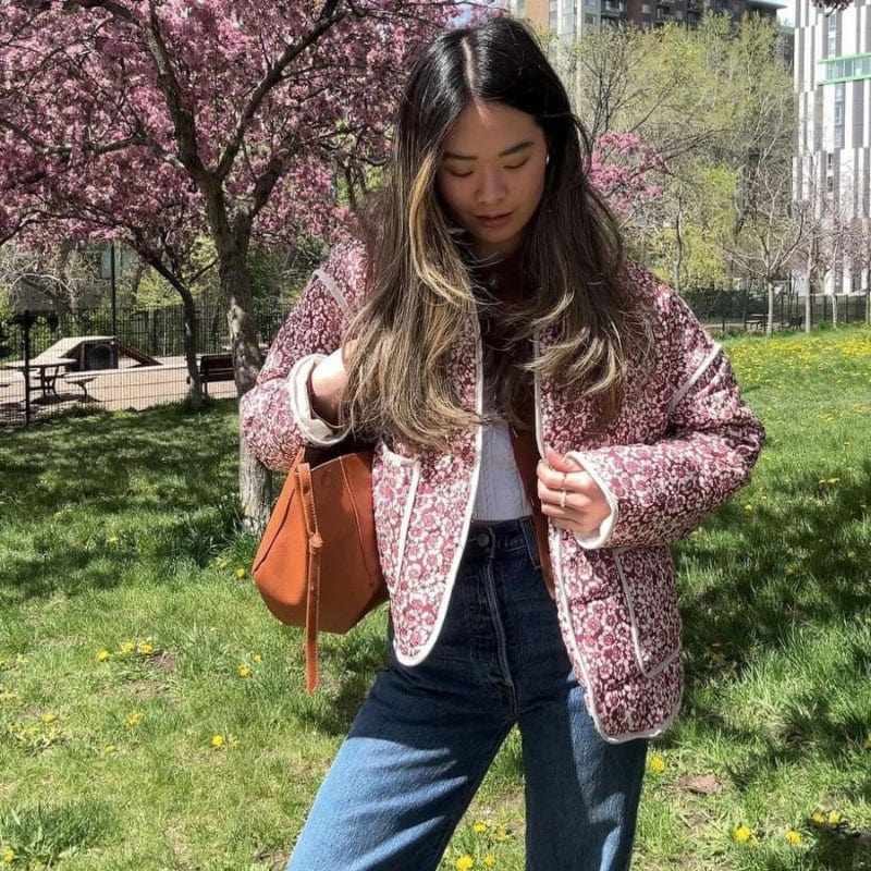 Letvægt Quiltet Lily Blomst Frakke Dame - Frontlommer - Vatteret - Standkrave - Overtøj Coats & Jackets Danmarkmode.dk