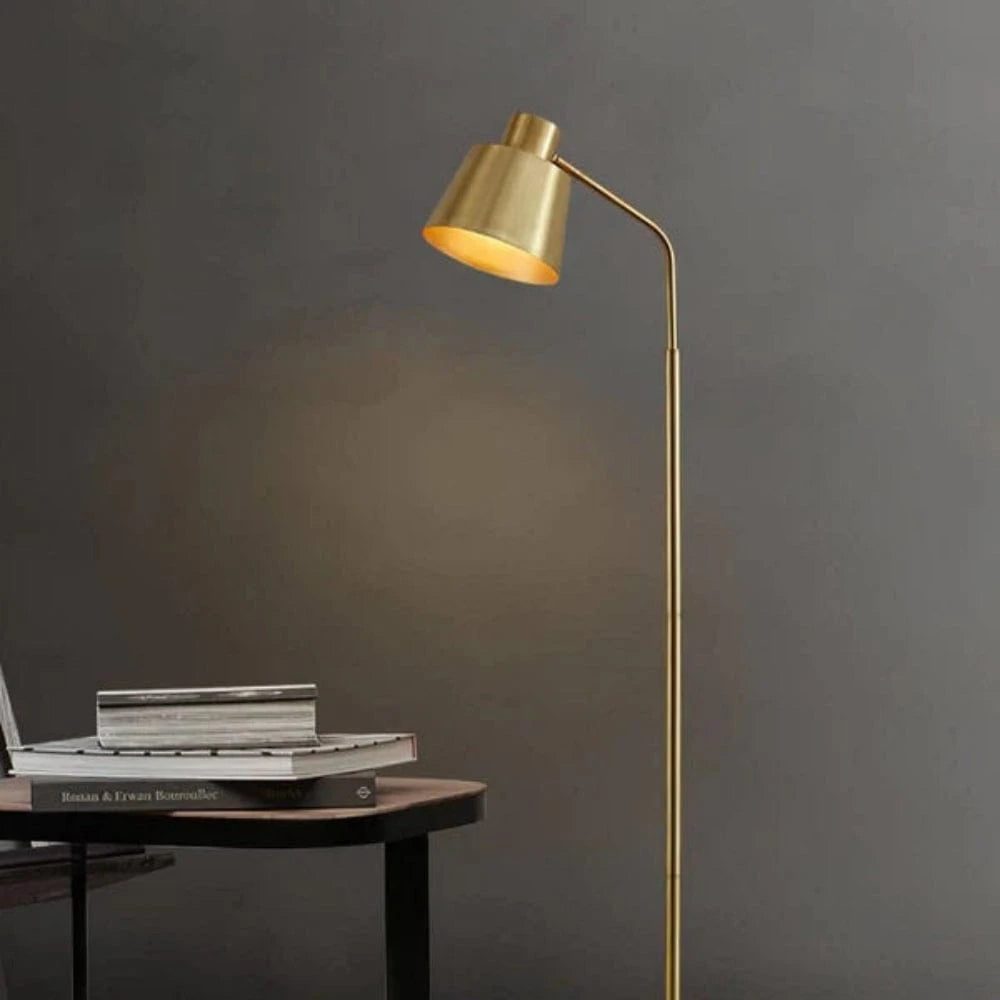 Luxuriøs Fuld Messing Gulvlampe - Retro - E27 Pære - Guld Floor Lamps Danmarkmode.dk