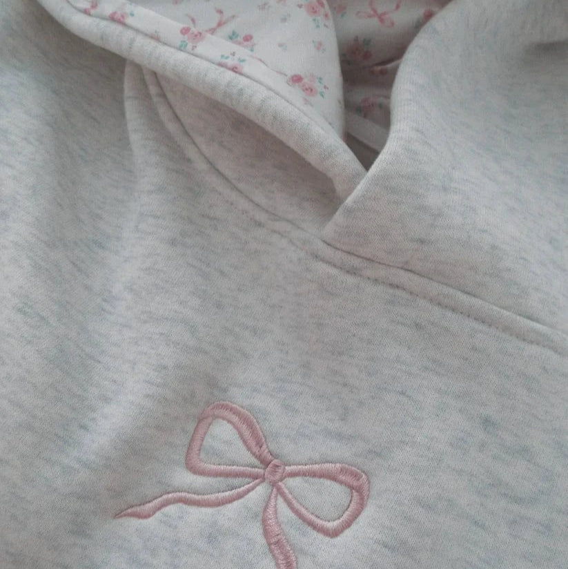 Lyserød Sløjfe Hoodie Dame - Broderet - Oversized Hættetrøje Hoodies Danmarkmode.dk