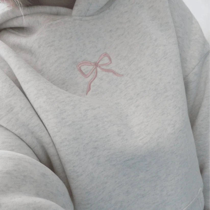Lyserød Sløjfe Hoodie Dame - Broderet - Oversized Hættetrøje Hoodies Danmarkmode.dk
