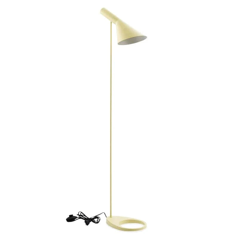 Moderne Konisk Lampeskærm AJ Gulvlampe - Aluminium - E27 Pære Floor Lamps Danmarkmode.dk