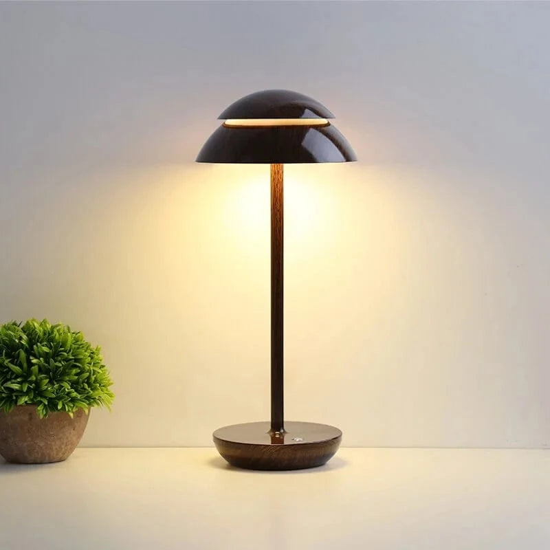 Prestige Luminøs Lampe | Elegant LED-bordlampe, moderne design, sølvfinish, boligindretning Table lamps Danmarkmode.dk