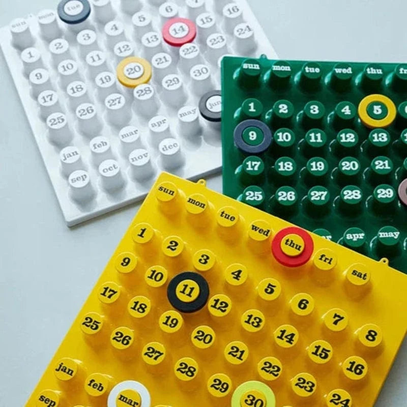 Ring A Date Kalender 2025 - Vægdekoration - Postmoderne - ABS Wall Calendars Danmarkmode.dk