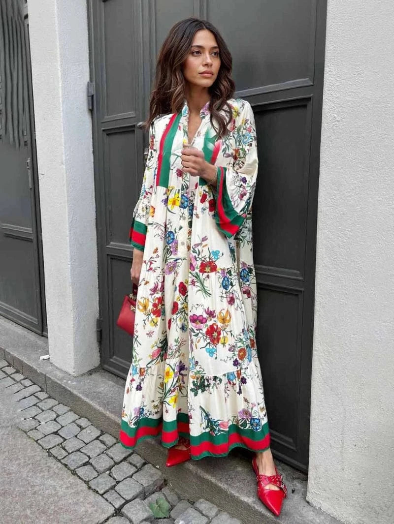 Rød og Grøn Stribet Blomstret Kjole - Maxi - Klokkeærmer - V-hals Dresses Danmarkmode.dk