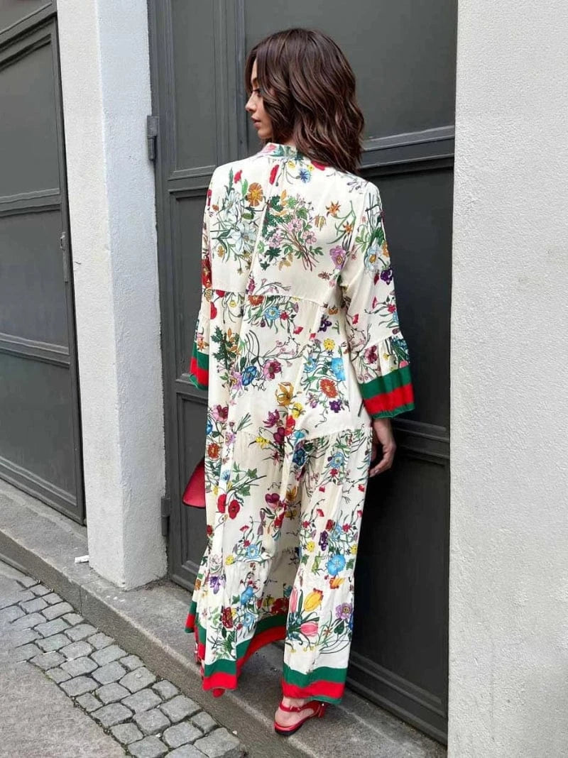 Rød og Grøn Stribet Blomstret Kjole - Maxi - Klokkeærmer - V-hals Dresses Danmarkmode.dk