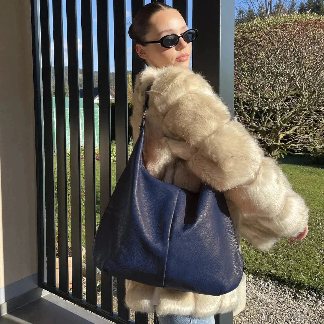 Stor Hobo Skuldertaske til Dame - En Rem, Læder, Tidløs Stil, Flere Farver Shoulder Bag Danmarkmode.dk