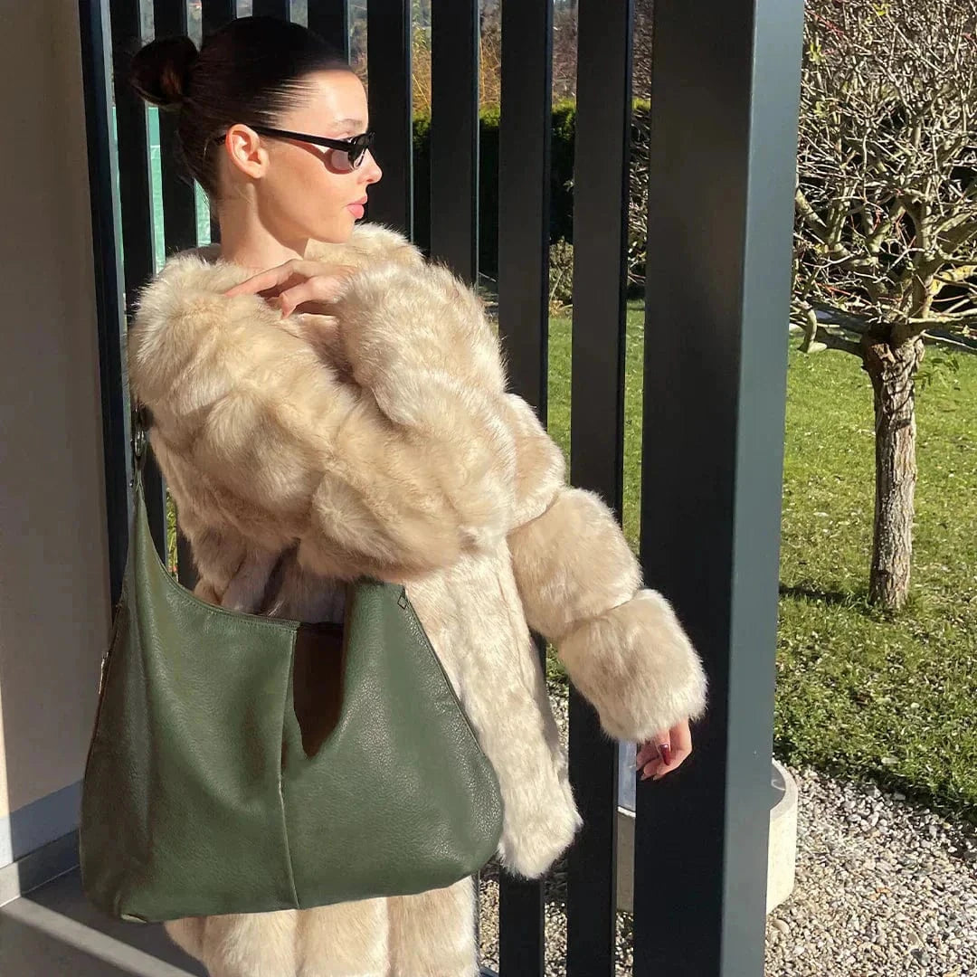 Stor Hobo Skuldertaske til Dame - En Rem, Læder, Tidløs Stil, Flere Farver Shoulder Bag Danmarkmode.dk