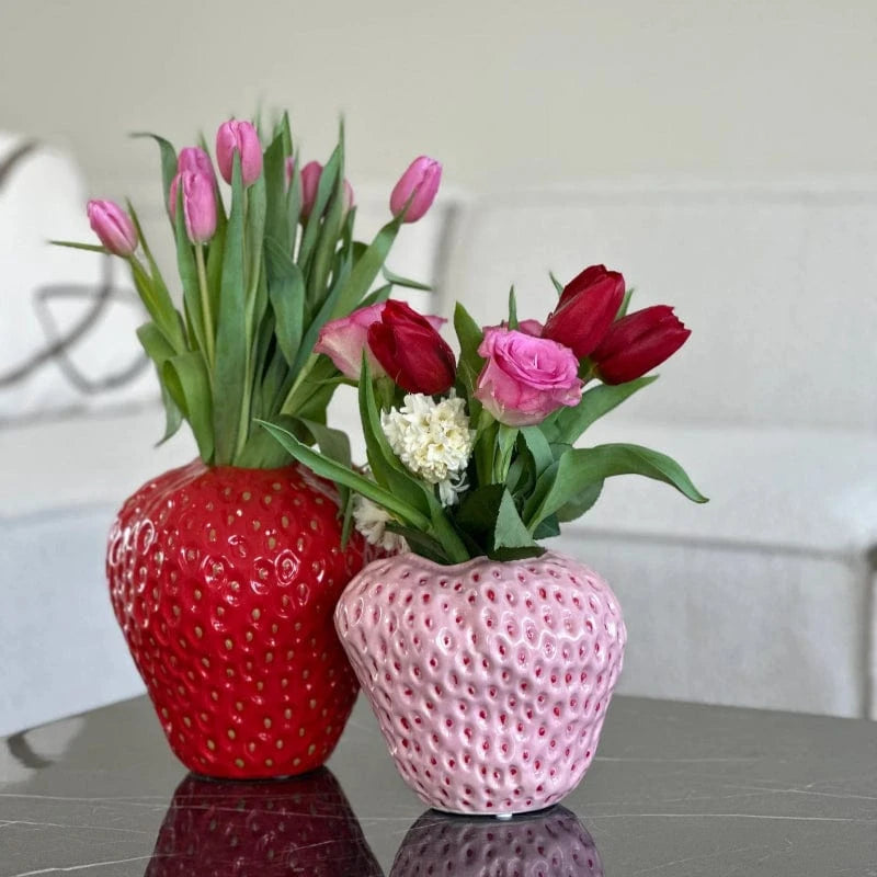 Strawberry Keramik Vaser - Blomsterpotter - Boligindretning - Bordplade Vases Danmarkmode.dk