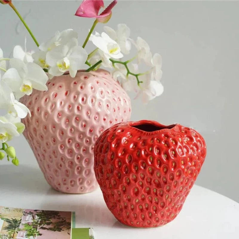 Strawberry Keramik Vaser - Blomsterpotter - Boligindretning - Bordplade Vases Danmarkmode.dk