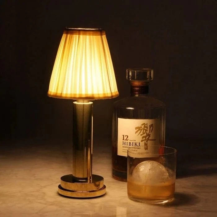 Trådløs Metal Skrivebordslampe - Stof - Dæmpbar - USB genopladelig Table Lamps Danmarkmode.dk