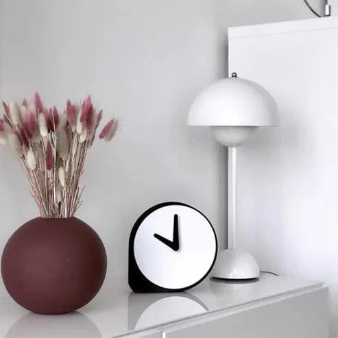 VP9 Flowerpot Bordlampe - Minimalistisk Metal Sidelampe - Trådløs - Dæmpbar Table Lamp Danmarkmode.dk