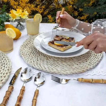 24 stk. Bambushåndtag Bestiksæt - Rustfrit Stål - Miljøvenlig - Håndlavet Flatware Sets Danmarkmode.dk