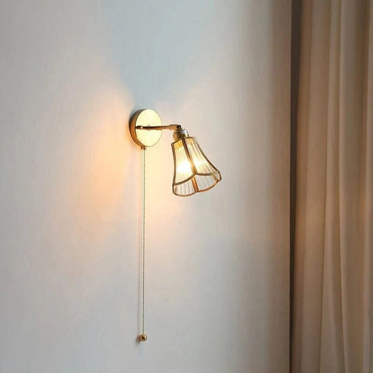 Blomsterglas LED Væglampe - Vintage - Messing - Træk Kæde
