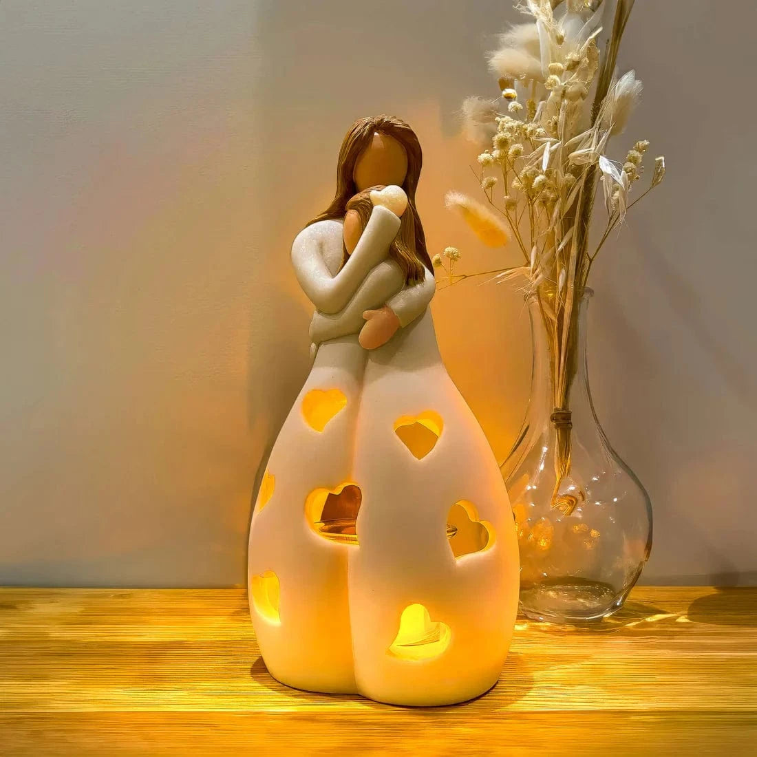 Evig Kærlighed LED Lysestage - Statue - Gaveideer til Mor - Resin