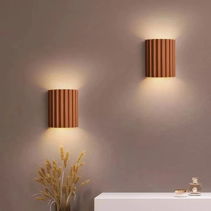 Half Cylinder Fluted Væglampe - Resin - Wall Sconce - Moderne