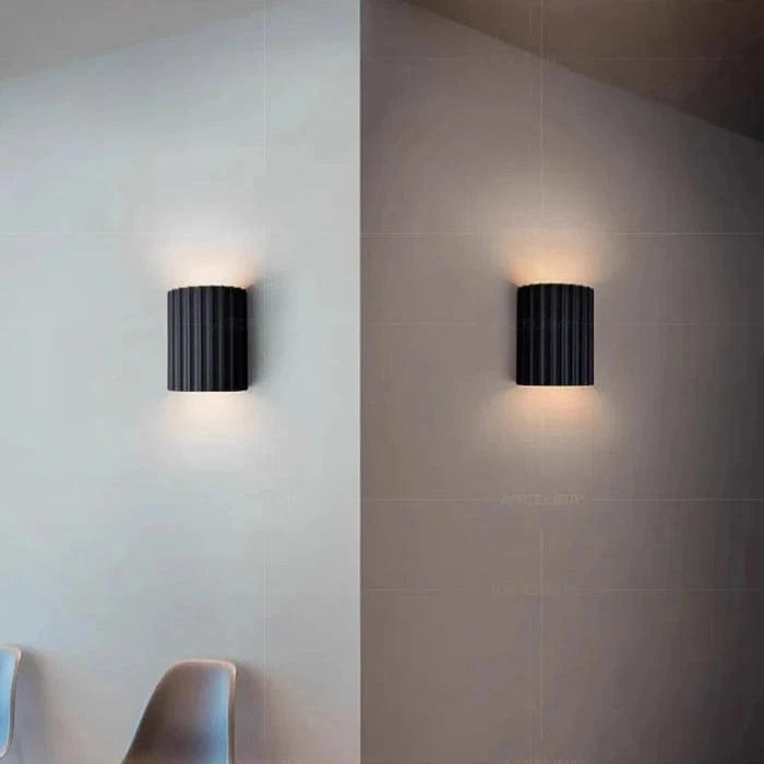 Half Cylinder Fluted Væglampe - Resin - Wall Sconce - Moderne