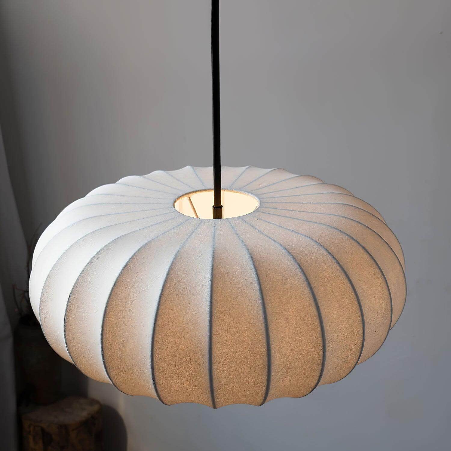 Hvid Lanterne Wabi Sabi Pendellampe - Japandi Style - Boligindretning - LED - Stof