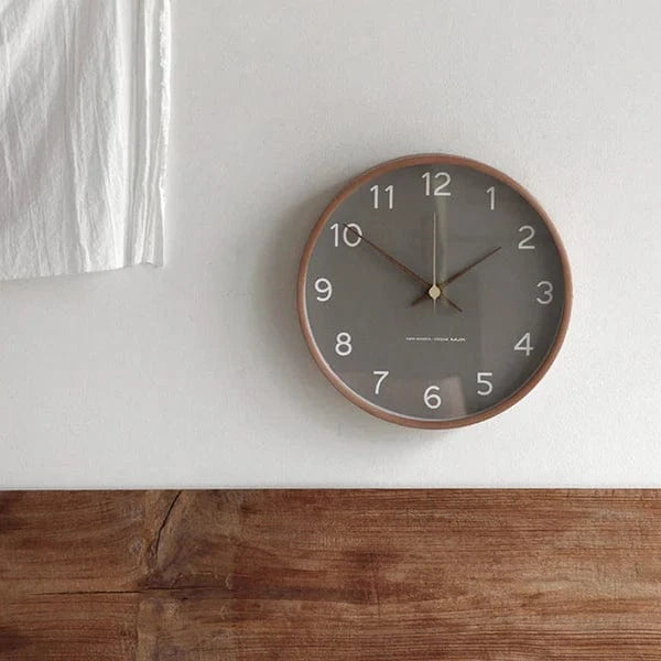 Moderne Analogt Træ Vægur - Scandinavian - Vægur med Tal - Lydløst Vægur - 30 cm