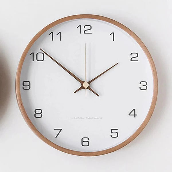 Moderne Analogt Træ Vægur - Scandinavian - Vægur med Tal - Lydløst Vægur - 30 cm