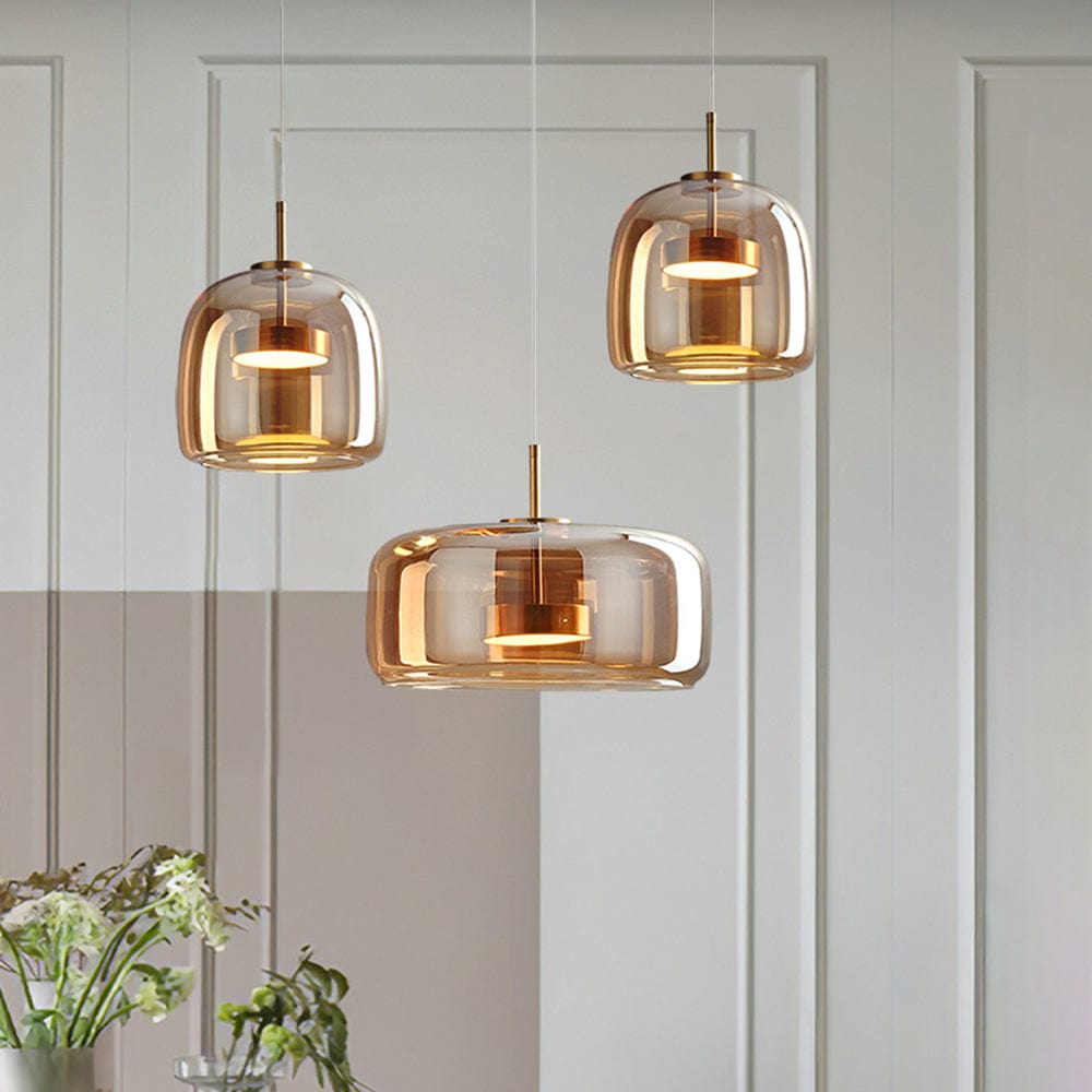 Retro LED hænglampe – Guldmetal & ravfarvet glas – Ø25–35 cm – Vintage design