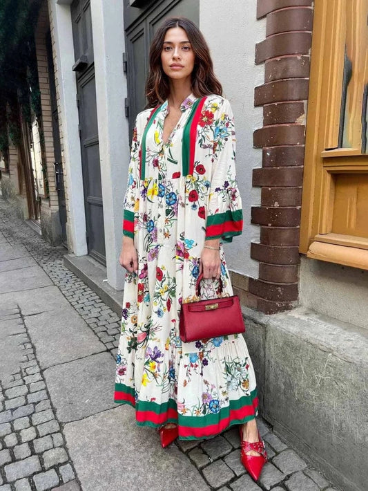 Rød og Grøn Stribet Blomstret Kjole - Maxi - Klokkeærmer - V-hals