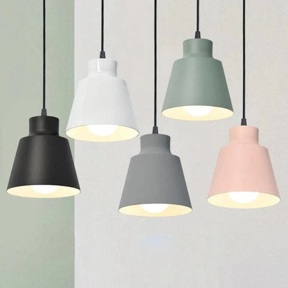 Wabi Sabi Kegle Formet Pendellampe - Matte Finish - Jern - LED Pære