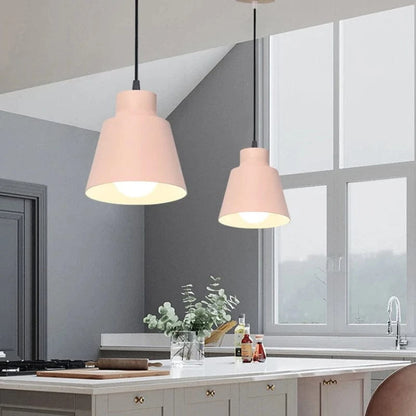 Wabi Sabi Kegle Formet Pendellampe - Matte Finish - Jern - LED Pære