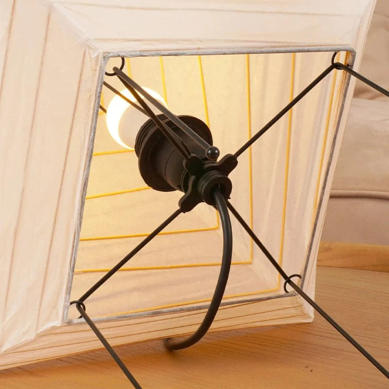 Akari 5X Rispapir Pyramid Bordlampe - Japandi - E27 LED Pære - Natlampe Table Lamp Danmarkmode.dk