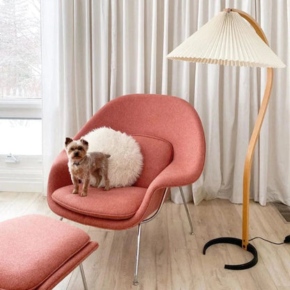 Caprani Buet Træbue Gulvlampe - Plisseret Lampeskærm - Linned - Metal Floor Lamps Danmarkmode.dk