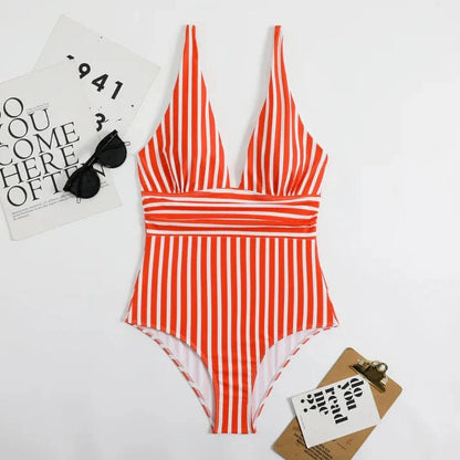 Et Stykke Stripped Badedragt - Badetøj - Rygfri - V-hals One-Piece Swimsuits Danmarkmode.dk