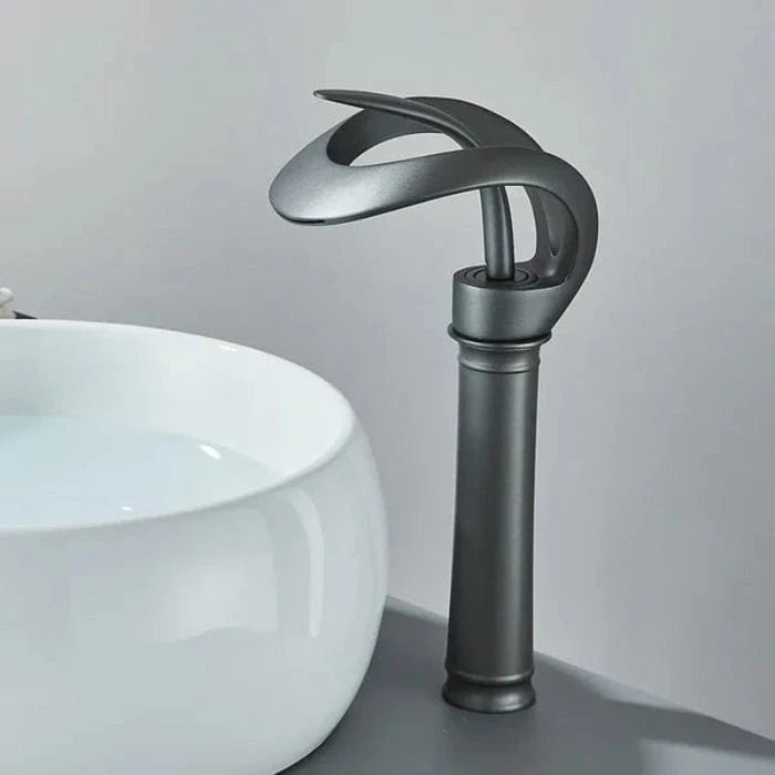 Moderne Badeværelse Håndvaskarmatur - Messing - Vandfald - Vandhane Bathroom Sink Faucets Danmarkmode.dk