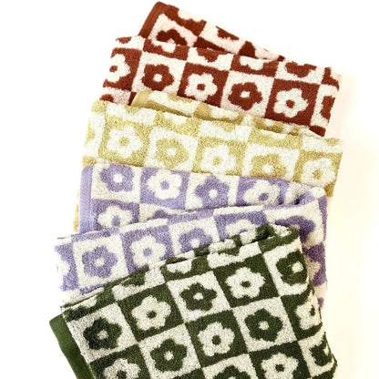 Ternet Blomstermønster Badehåndklæde - Bomuld - Absorberende Bath Towels Danmarkmode.dk
